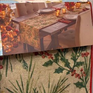 NWT Cynthia Rowley Festive Table Runner